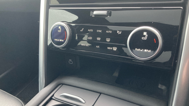 Land Rover Discovery 3.0 D350 Dynamic SE 5dr Auto Diesel Station Wagon